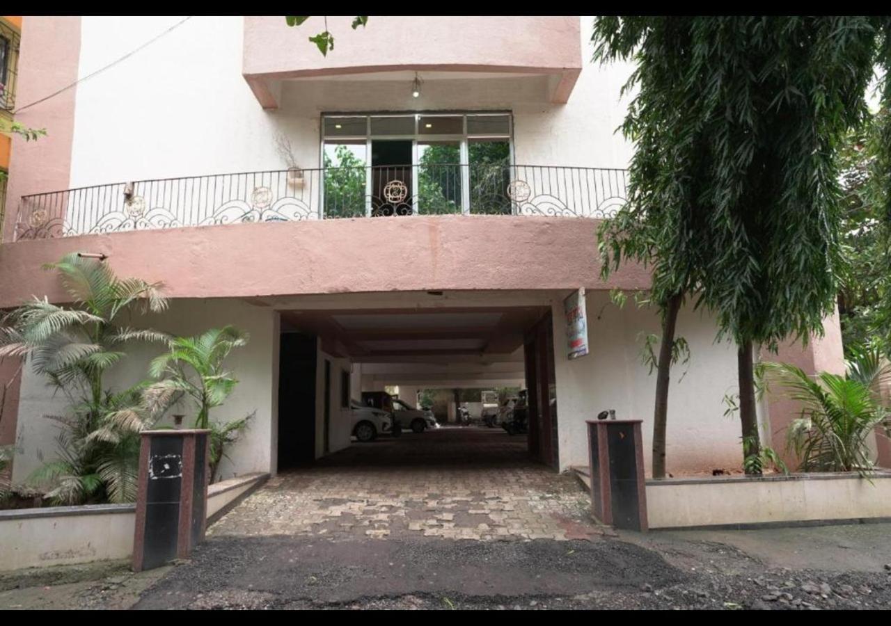 Titwala Hotel Sai Ganesh Lodging & Boarding By Wb Inn מראה חיצוני תמונה